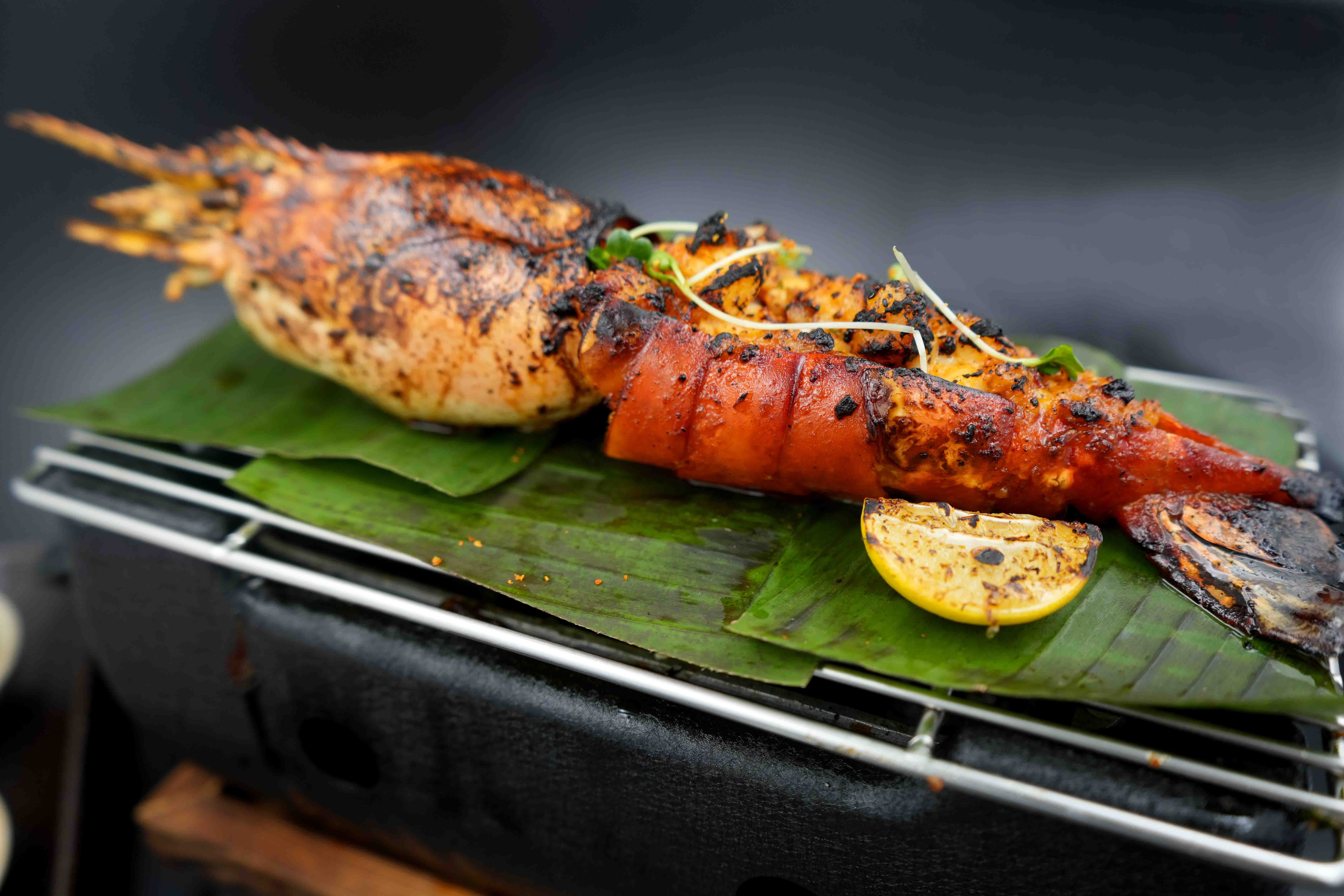 GRILLED JUMBO PROWNS (4) GRILLED JUMBO PROWNS (4)